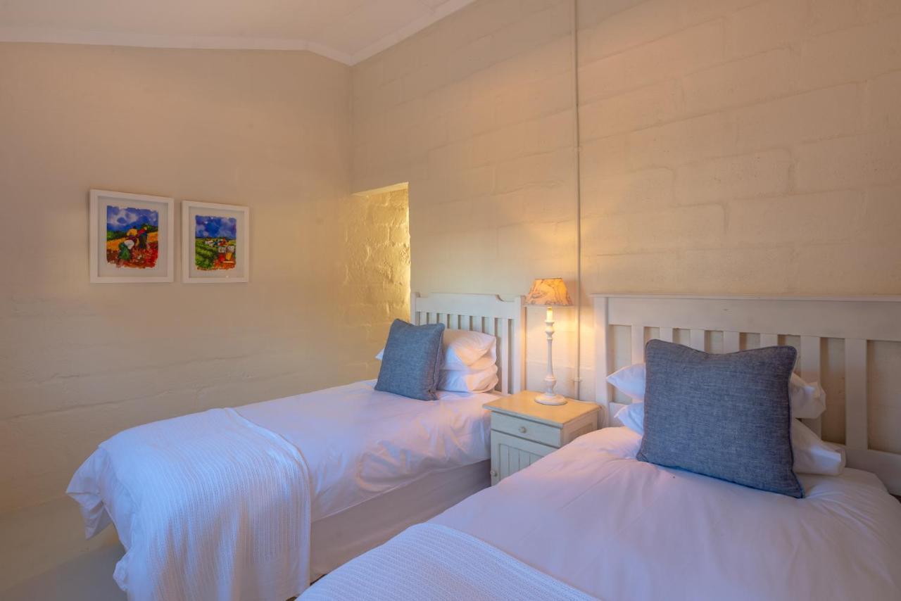 Honeyrock Cottages Kleinmond Exterior foto
