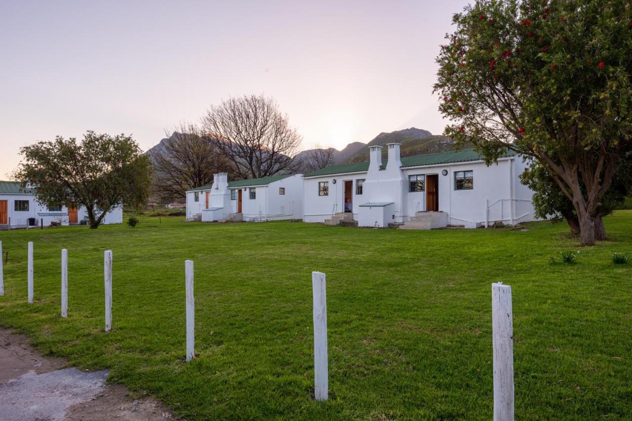 Honeyrock Cottages Kleinmond Exterior foto